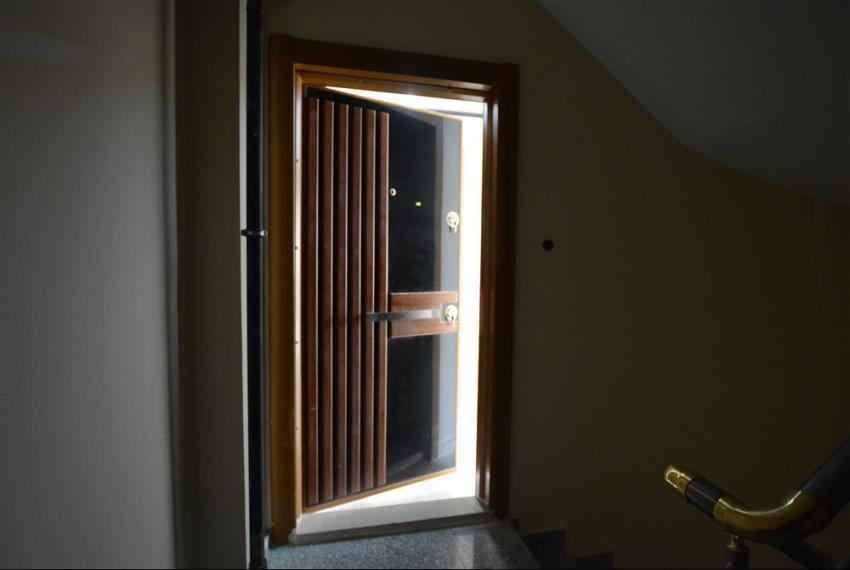 Cihangirde Yeni Binada Satılık Daire Resimleri