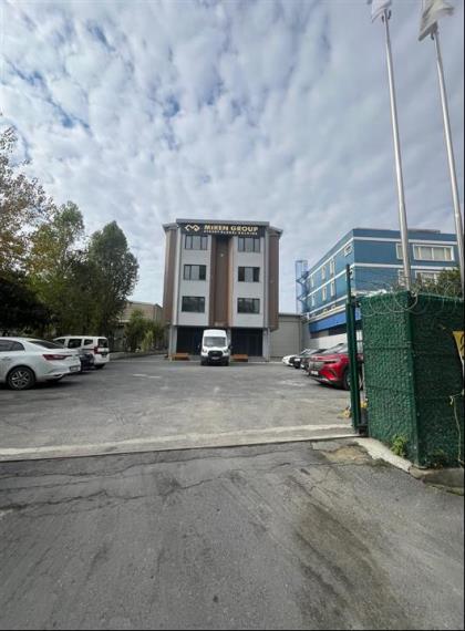 BAĞLARİÇİ CADDESİNDE ÖZEL GÜVENLİKLİ VE OTOPARKLI İMALATHANE