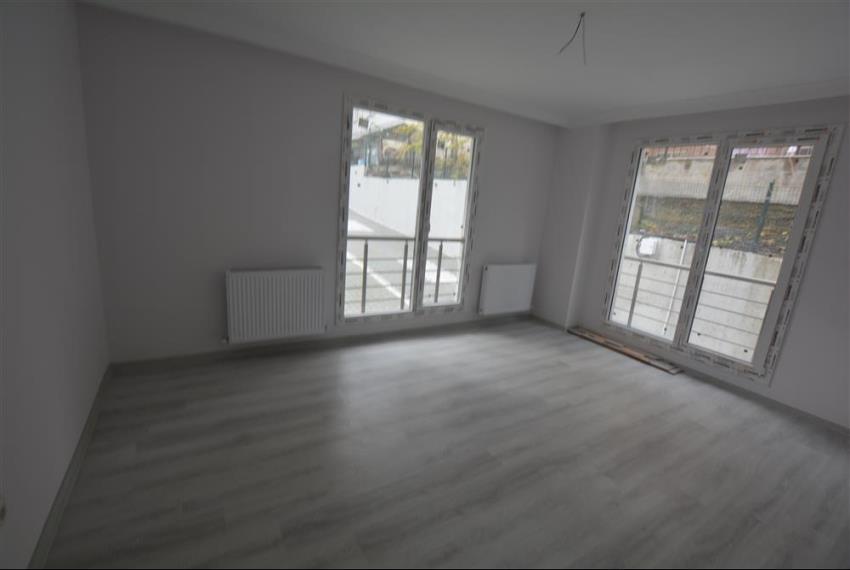 FİRUZKÖY SİTE İÇERİSİNDE SIFIR 2+1 DAİRE